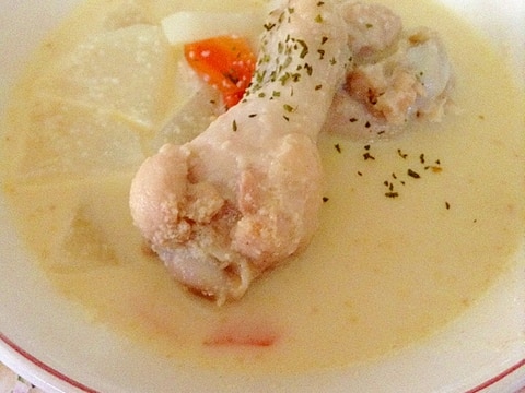 手羽元と根菜の豆乳おからシチュー♡